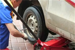 鲁甸附近拖车24小时服务热线电话